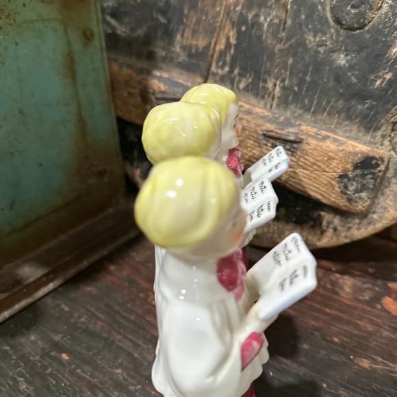 Vintage Ceramic Choir Boys Made in Japan - Picture 3 of 10